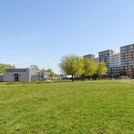 Luxlux Apartments Coconut Warschau Buitenkant foto